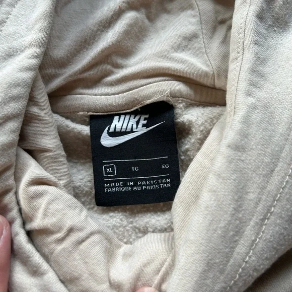 Nike Beige Hoodie - Picture 2 of 4